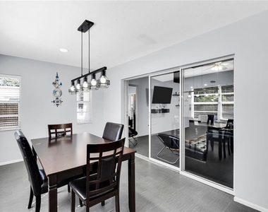 2648 Nassau Street - Photo Thumbnail 10