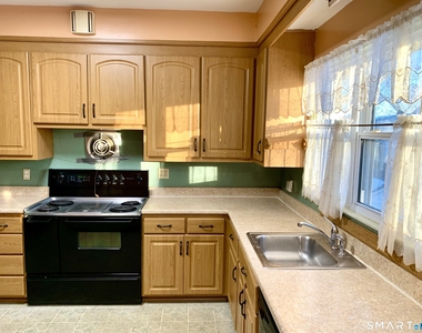 52 Goffe Terrace - Photo Thumbnail 2