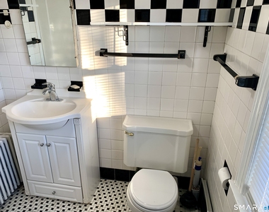 52 Goffe Terrace - Photo Thumbnail 6
