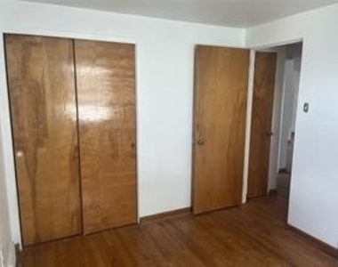 218 Bronx Ave - Photo Thumbnail 15