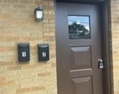 218 Bronx Ave - Photo Thumbnail 1