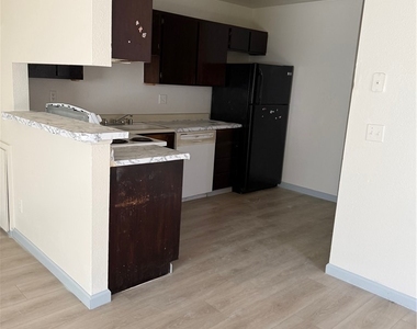 1218 Fraya Drive - Photo Thumbnail 1