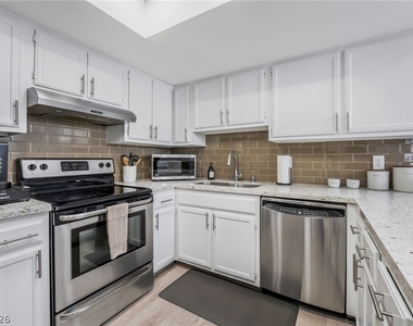 3450 Erva Street - Photo Thumbnail 21