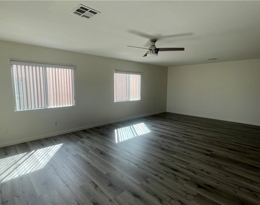 3107 Lenoir Street - Photo Thumbnail 10