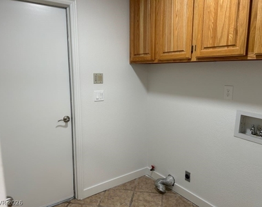 2025 Big Bend Way - Photo Thumbnail 29