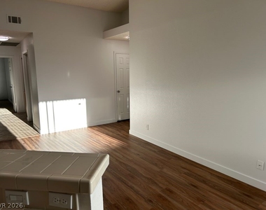 2025 Big Bend Way - Photo Thumbnail 6
