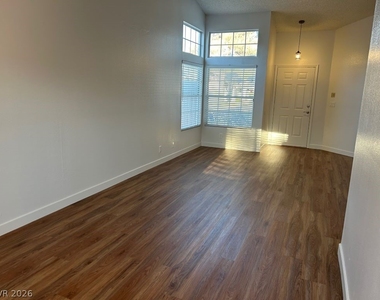 2025 Big Bend Way - Photo Thumbnail 4