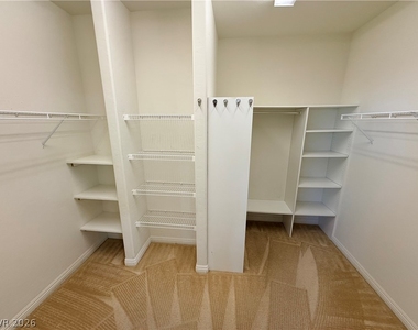 364 Moon Aura Avenue - Photo Thumbnail 31