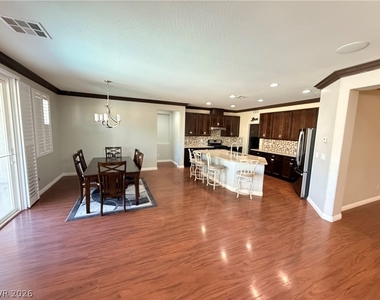 364 Moon Aura Avenue - Photo Thumbnail 22