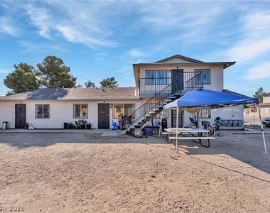 1641 N Lamont Street - Photo Thumbnail 1