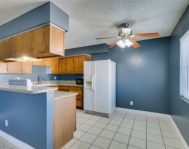 1641 N Lamont Street - Photo Thumbnail 2