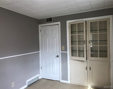 200 Koenig Road - Photo Thumbnail 19