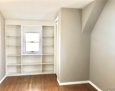 200 Koenig Road - Photo Thumbnail 16