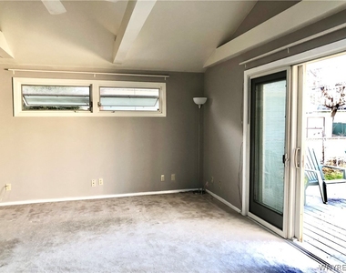 200 Koenig Road - Photo Thumbnail 11