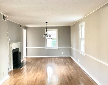 200 Koenig Road - Photo Thumbnail 5