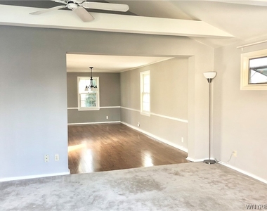 200 Koenig Road - Photo Thumbnail 10