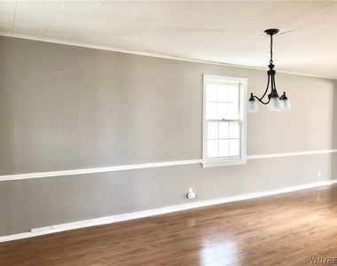 200 Koenig Road - Photo Thumbnail 8