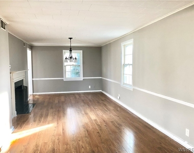 200 Koenig Road - Photo Thumbnail 6