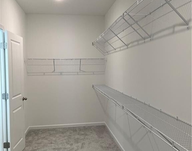 3052 Brindale Drive - Photo Thumbnail 20