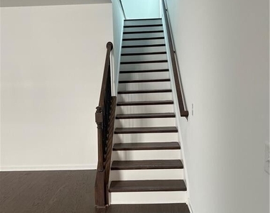 3052 Brindale Drive - Photo Thumbnail 11