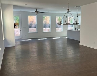 3052 Brindale Drive - Photo Thumbnail 3
