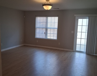 161 Shenandoah Drive - Photo Thumbnail 4