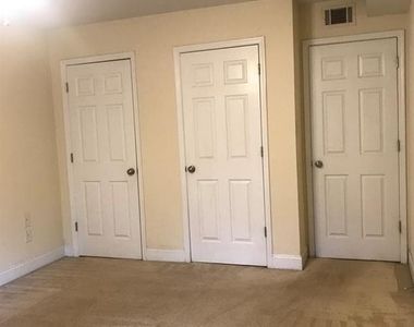 1055 Baxter Street - Photo Thumbnail 11