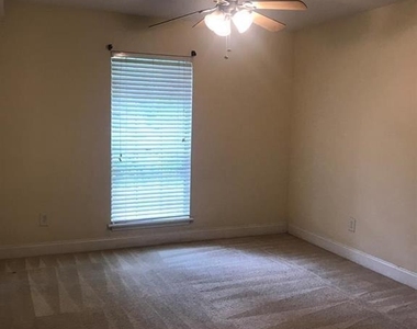 1055 Baxter Street - Photo Thumbnail 10