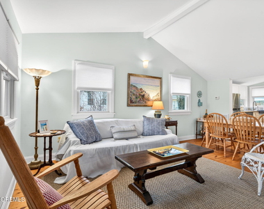 77 Abbott Avenue - Photo Thumbnail 6