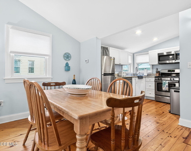 77 Abbott Avenue - Photo Thumbnail 11