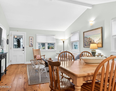 77 Abbott Avenue - Photo Thumbnail 4
