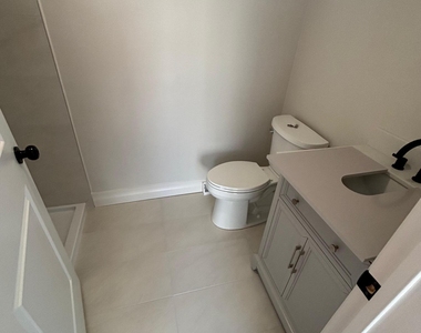 1701 Tamiami Road - Photo Thumbnail 4