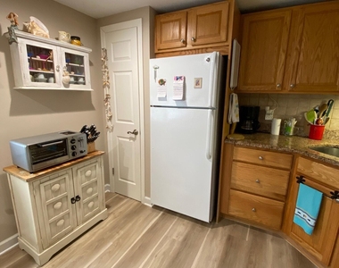 703 Sw Central Avenue - Photo Thumbnail 3