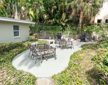 3230 Ne 13th Street - Photo Thumbnail 6
