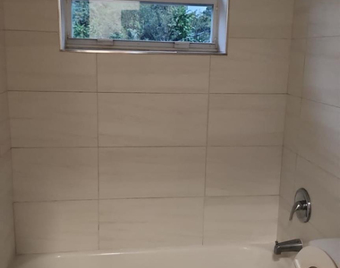 1104 State Street - Photo Thumbnail 4