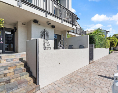 16 Portside Drive - Photo Thumbnail 36