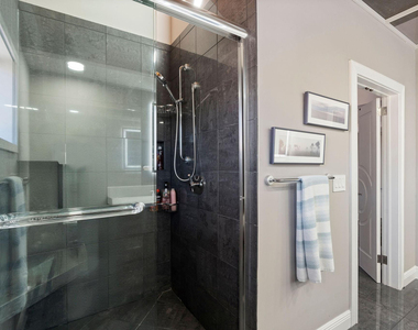 16 Portside Drive - Photo Thumbnail 73