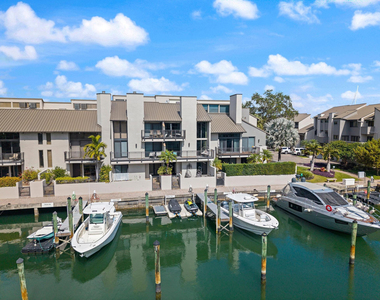 16 Portside Drive - Photo Thumbnail 2