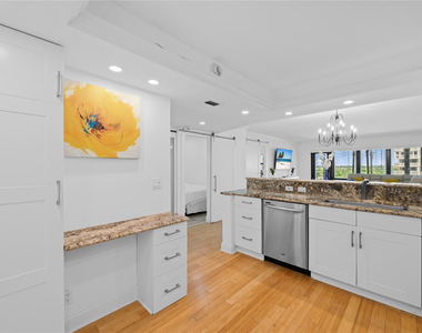5100 N Ocean Boulevard - Photo Thumbnail 9