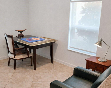 2521 Nw 31st Court - Photo Thumbnail 2
