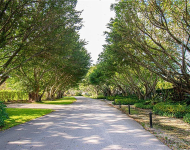 8208 Twin Lake Drive - Photo Thumbnail 52