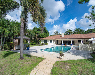 8208 Twin Lake Drive - Photo Thumbnail 41