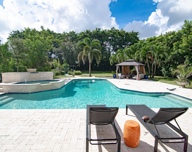 8208 Twin Lake Drive - Photo Thumbnail 33
