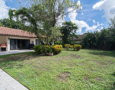 8208 Twin Lake Drive - Photo Thumbnail 42