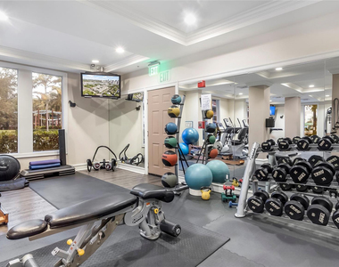 533 Ne 3rd Avenue - Photo Thumbnail 25