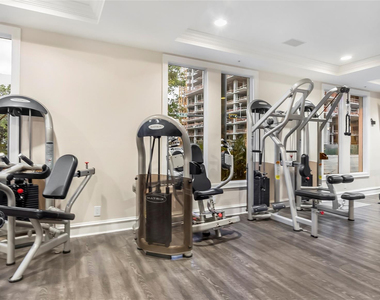 533 Ne 3rd Avenue - Photo Thumbnail 24