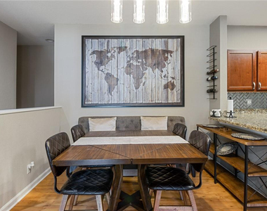 4809 N Wickham Circle - Photo Thumbnail 8