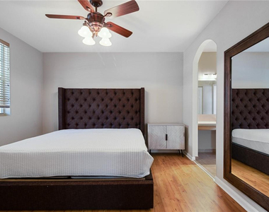 4809 N Wickham Circle - Photo Thumbnail 11