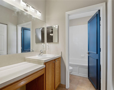 4809 N Wickham Circle - Photo Thumbnail 13