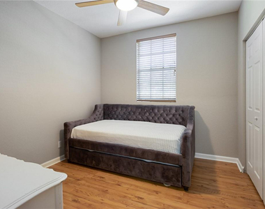 4809 N Wickham Circle - Photo Thumbnail 14
